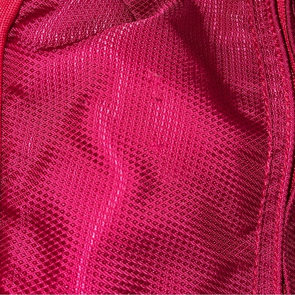 Nike Red and Black large backpack front vertical zipper pocket padded straps - Picture 13 of 15